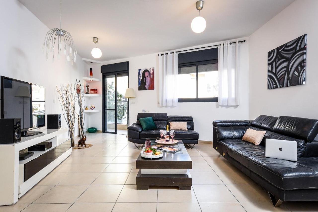 Stunning 2Br Apt W Balcony In City Center By Sea N' Rent Tel Aviv Dış mekan fotoğraf